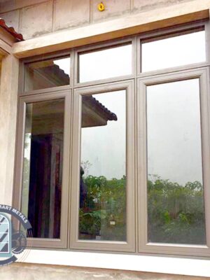 Aluminum-Front-Window