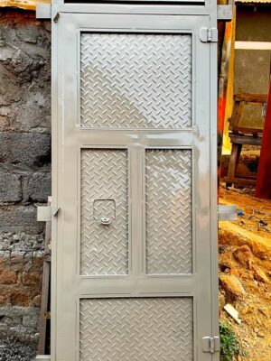 Behind-door-full-plate