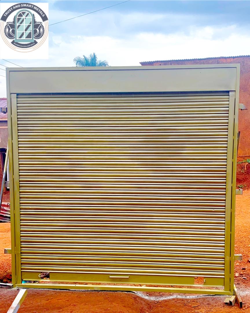 Rolling shutter doors