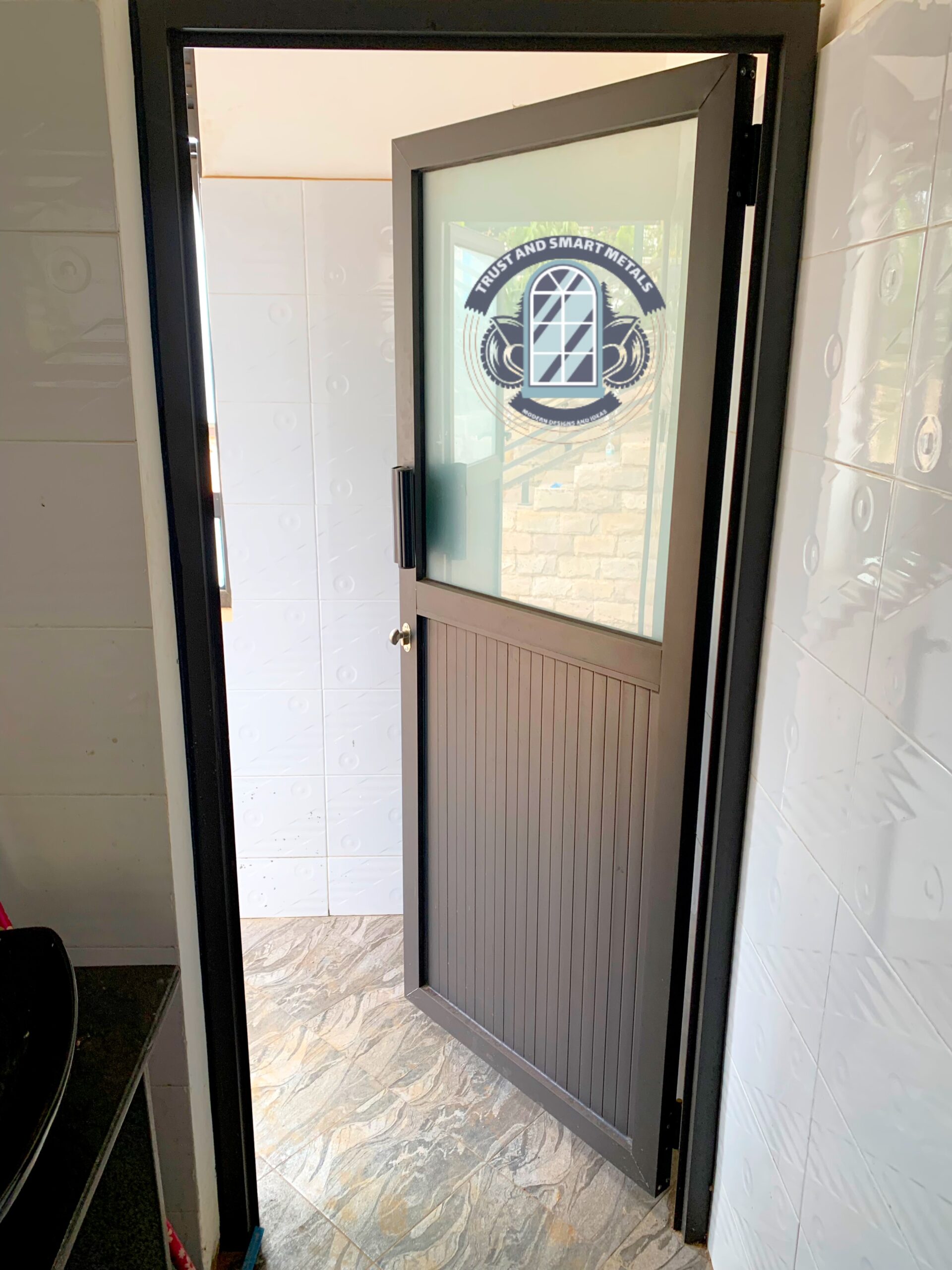 aluminum bathroom door