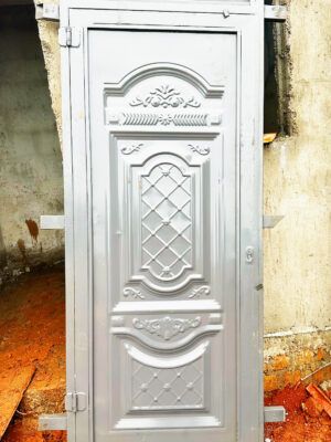 Behind-Steel-Full-Plate-Door